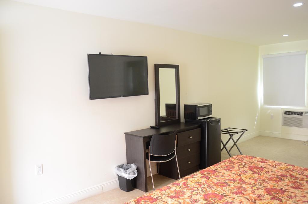 Carl'S El Padre Motel Маямі Екстер'єр фото